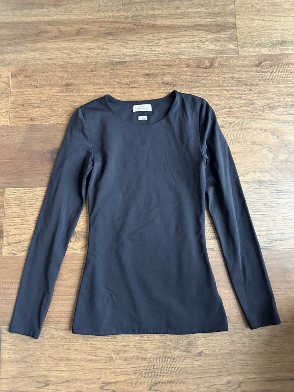 Black Long-Sleeve Women's Crewneck Top